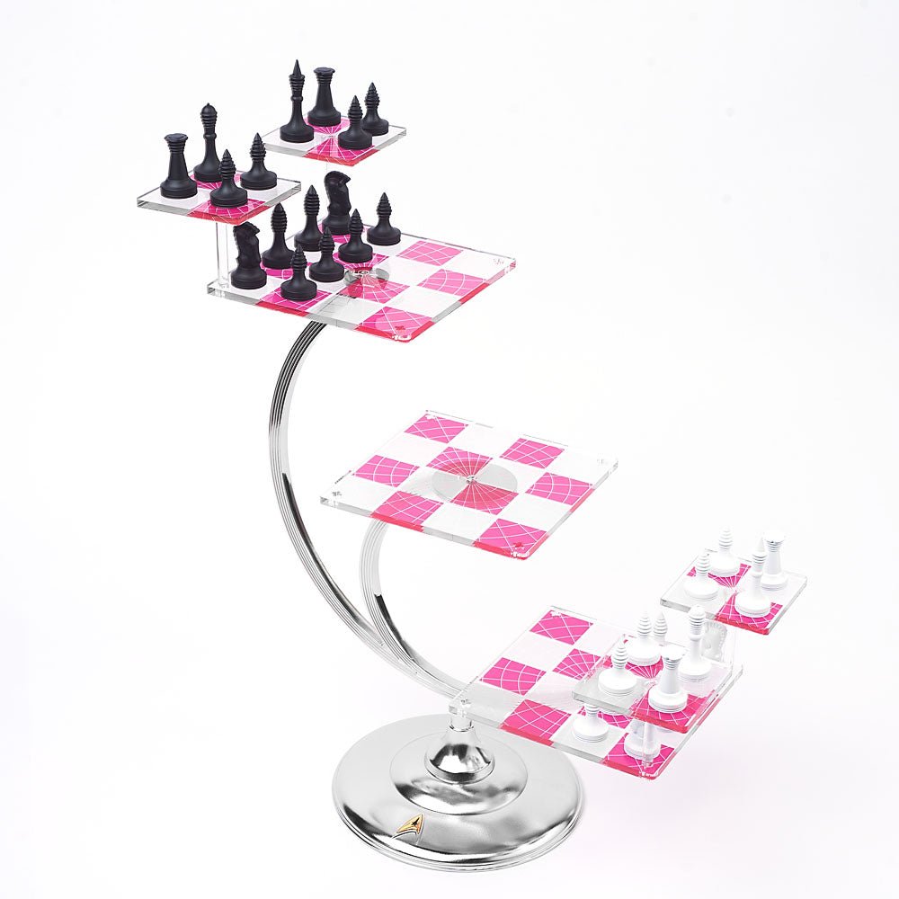 Star Trek Tridimensional Chess Set - Paramount Shop