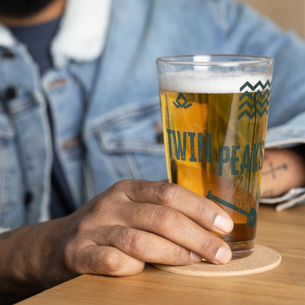 Twin Peaks Icons Shaker Pint Glass - Paramount Shop