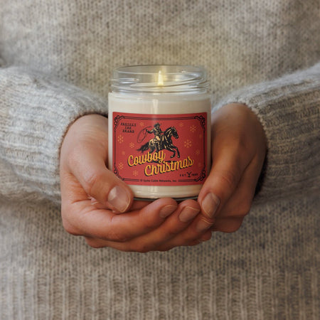 Yellowstone Christmas Warmth Scented Soy Candle - Paramount Shop