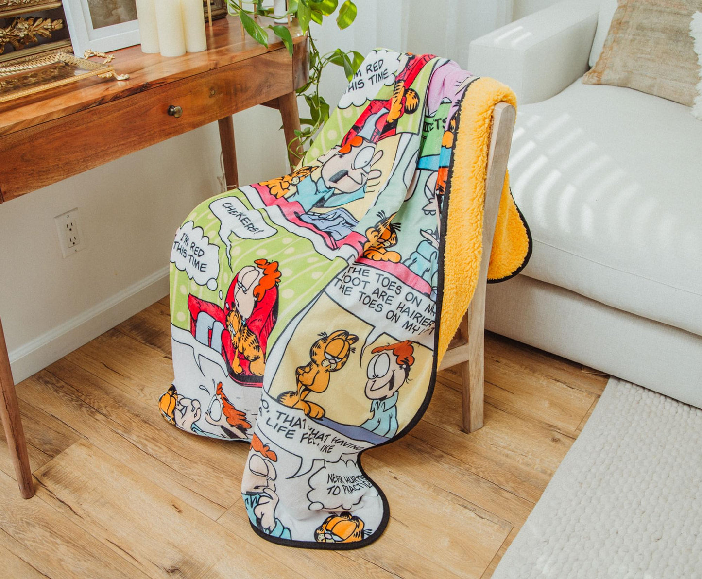 Garfield and Jon Comic Strip Panels Sherpa Throw Blanket - Paramount Shop