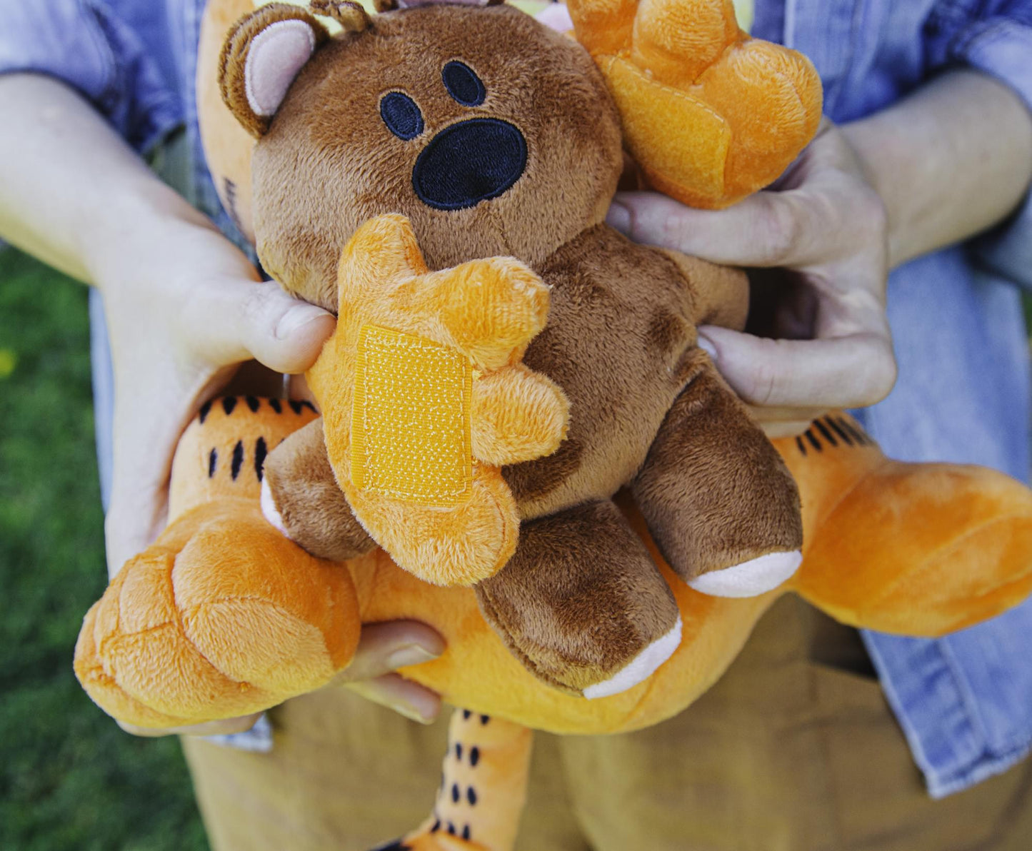 Garfield Holding Pooky 12-Inch Collector Plush Stuffed Animal - Paramount Shop
