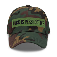Lioness Luck Camo bordado Dad Hat - Camuflaje verde