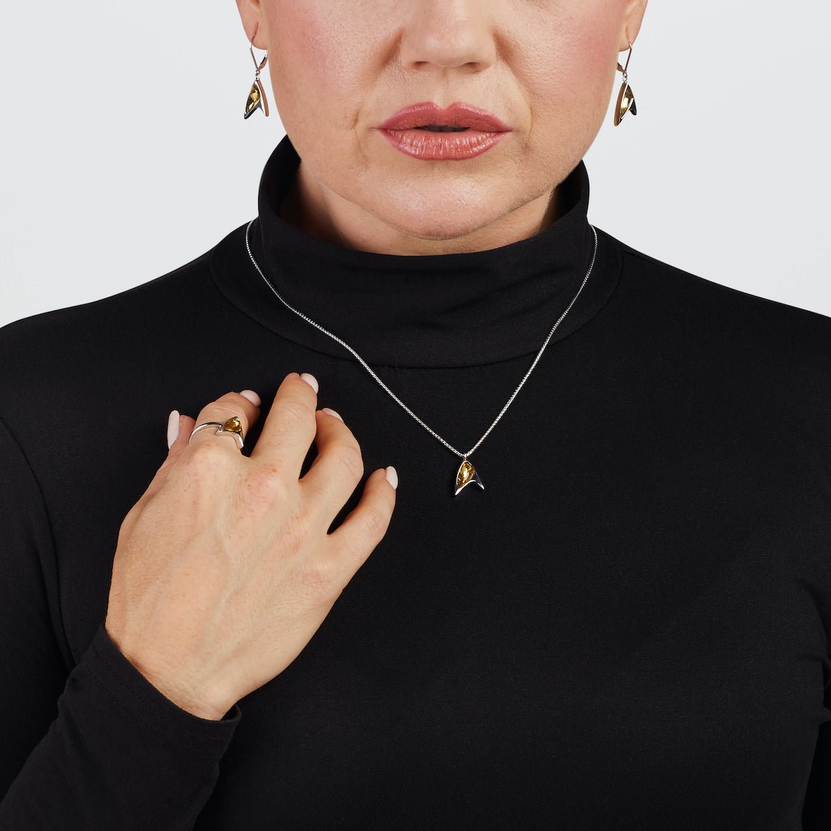 Star Trek x RockLove Yellow Crystal Delta Ring - Paramount Shop