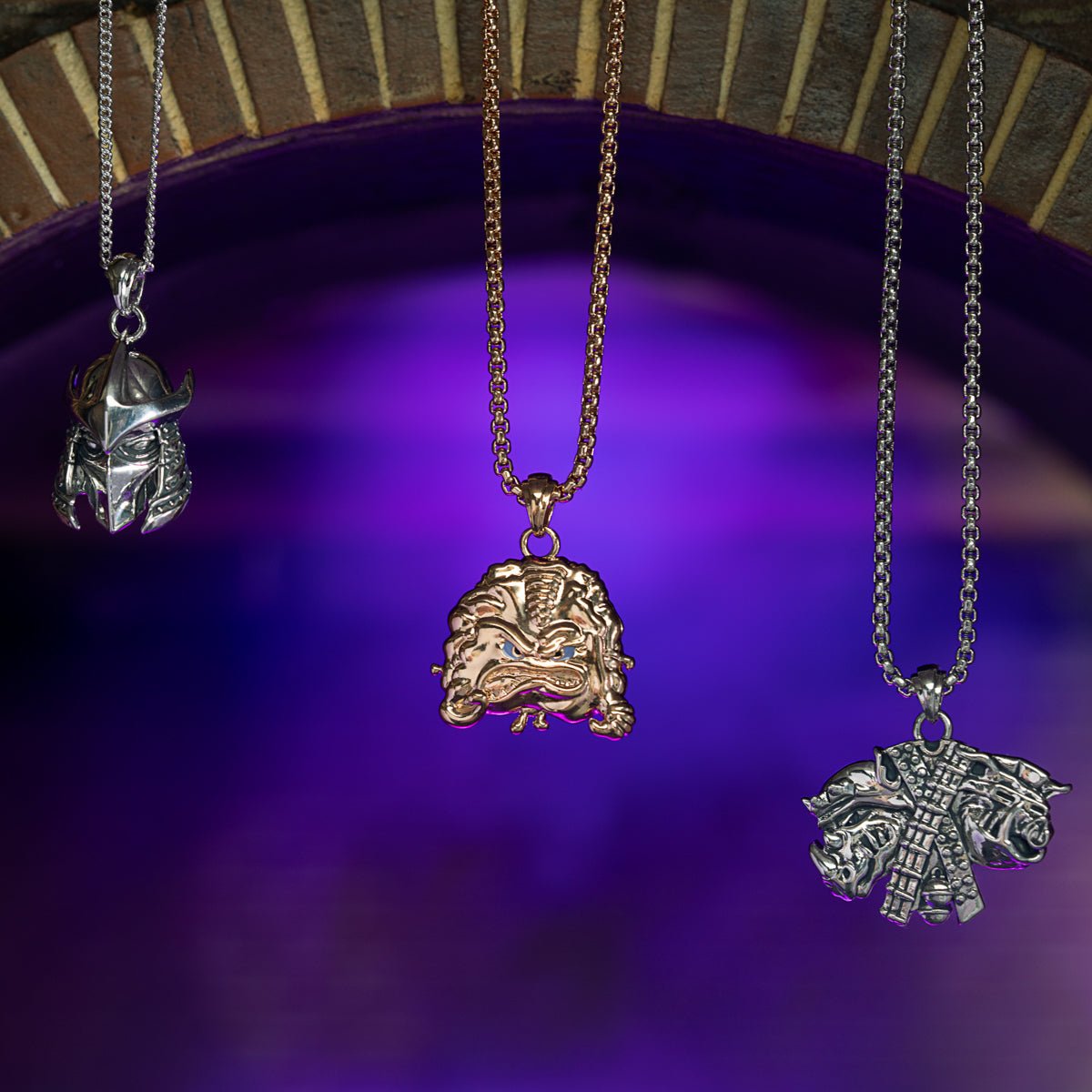 Teenage Mutant Ninja Turtles x RockLove Shredder Necklace - Paramount Shop