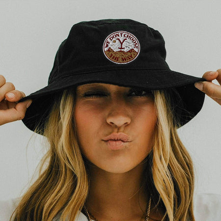Yellowstone Choose the Way Flexfit Bucket Hat - Paramount Shop