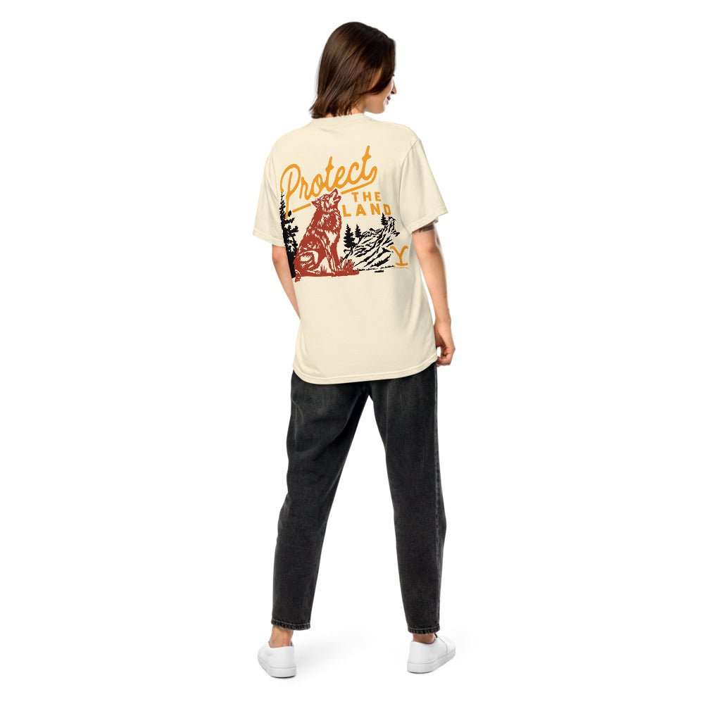 Yellowstone Protect the Land Wolf Comfort Colors T-Shirt - Paramount Shop