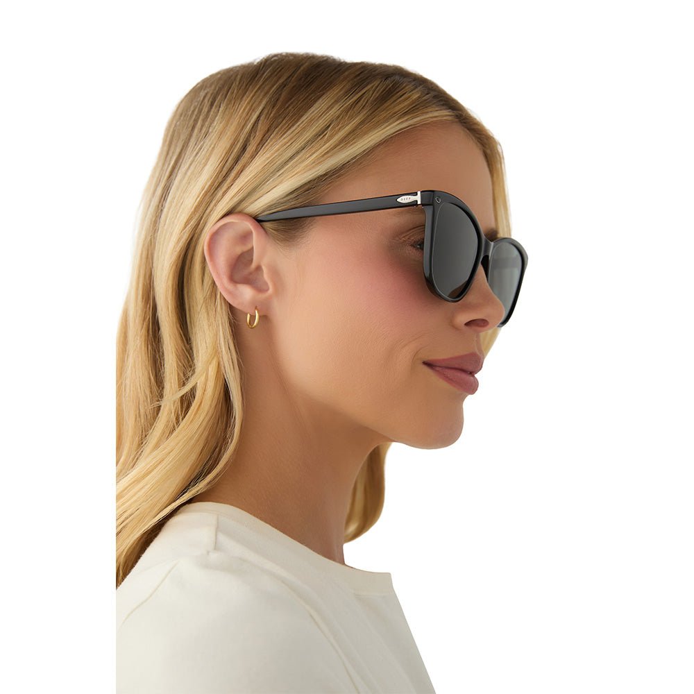 Yellowstone x DIFF Sunglasses - Beth Dutton III - Paramount Shop